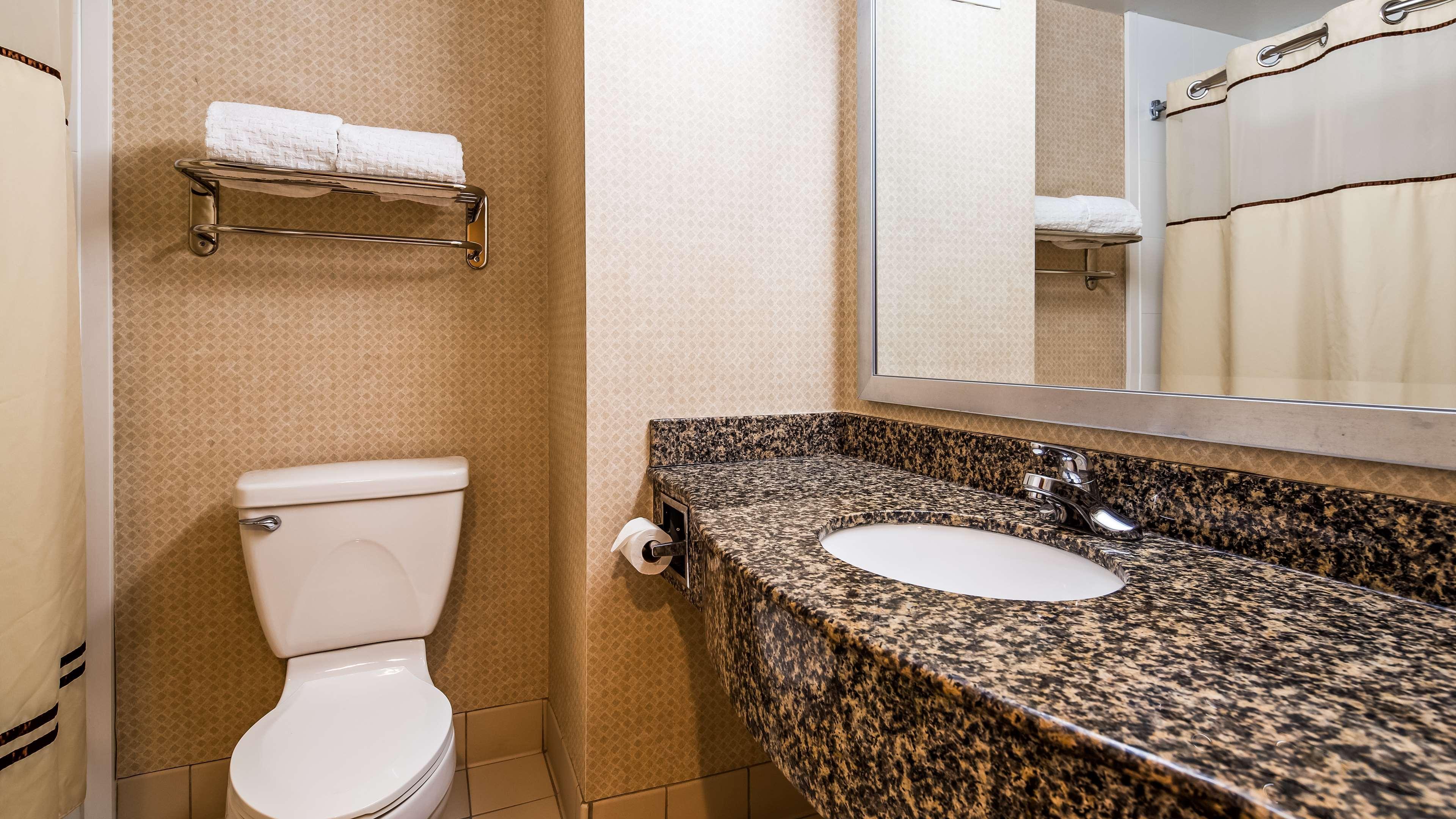 Best Western Bar Harbour Inn Massapequa Park Екстериор снимка